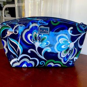 Vera Bradley Make Up Bag Zip Close